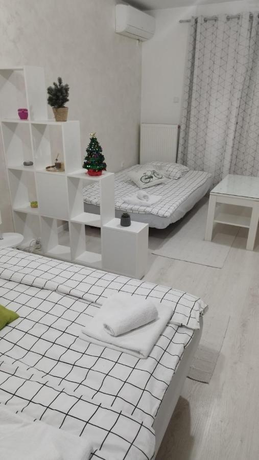 Apartman Jevrejska באניה לוקה מראה חיצוני תמונה